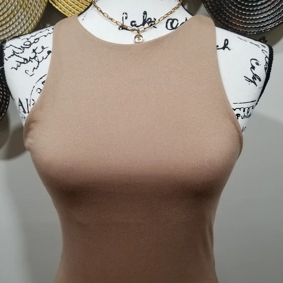 gaze Bodysuit High Neck Color Tan SIZE S. - Picture 4 of 17